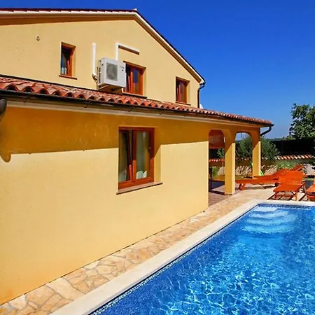 Luces Ferienhaus *